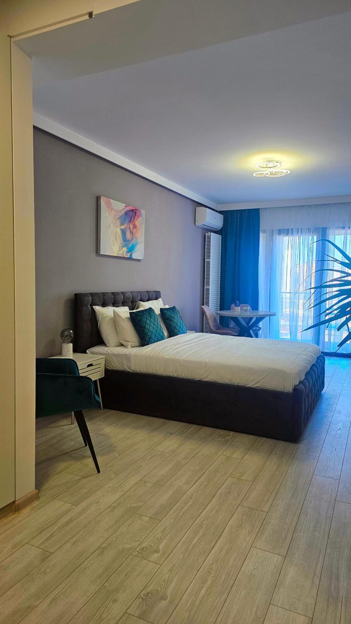 One Fancy Studio Bucarest Esterno foto
